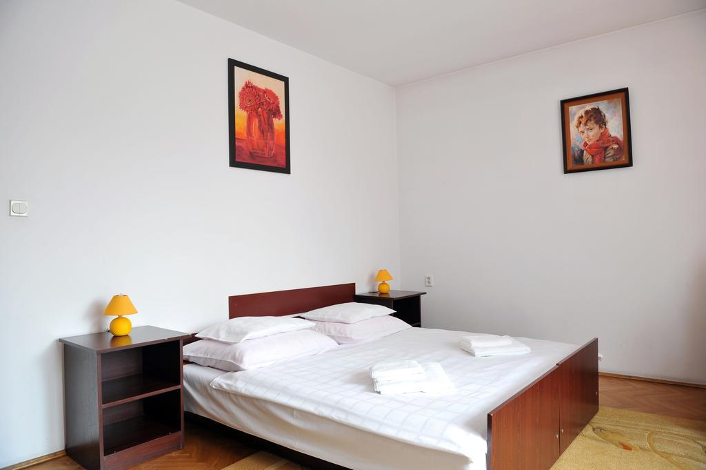 Krystyna Hotel Krakow Room photo